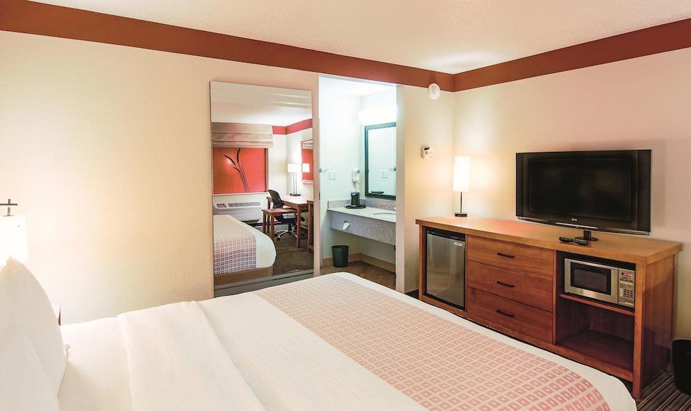 Hotel La Quinta By Wyndham Chicago