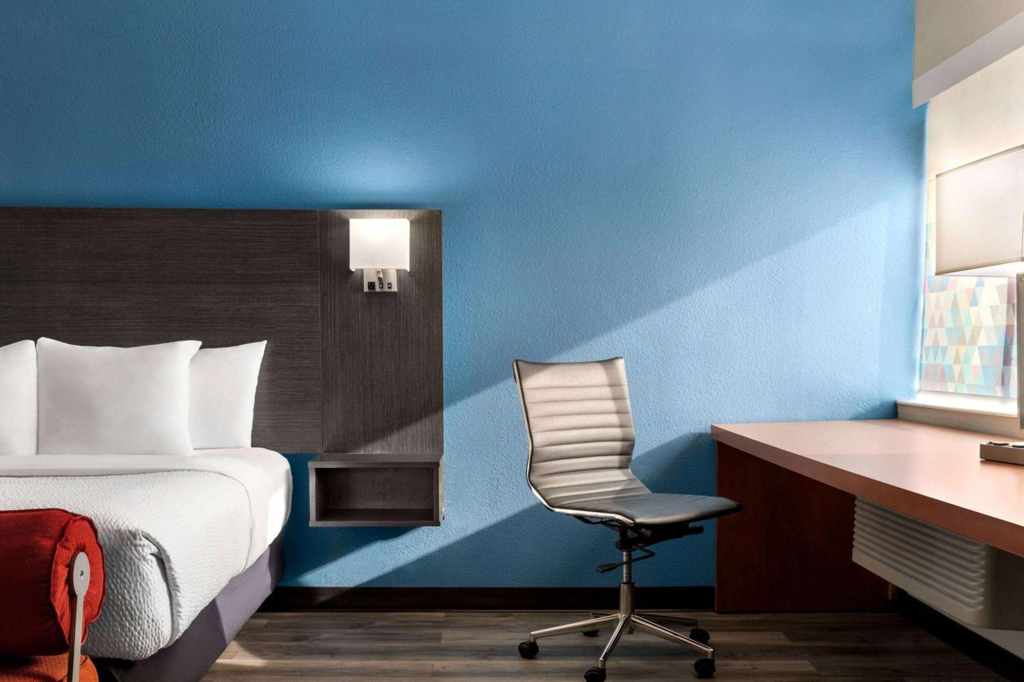 La Quinta By Wyndham Chicago 3*